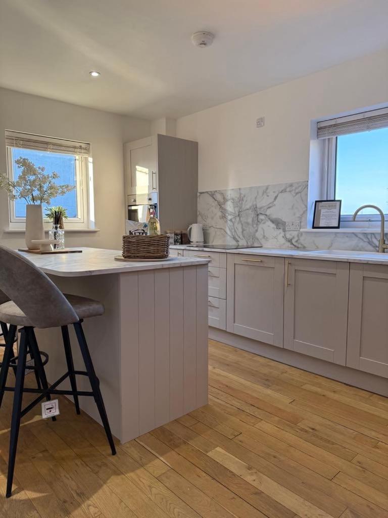 Gateway Apartment Инвернесс Экстерьер фото